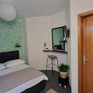 Nina Apartment Kaštel Štafilić